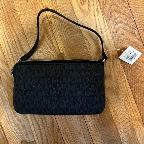 MK Jet Set Travel wristlet - Picture 2 of 5